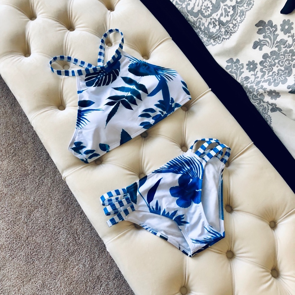 Sz Medium Two Piece Swim